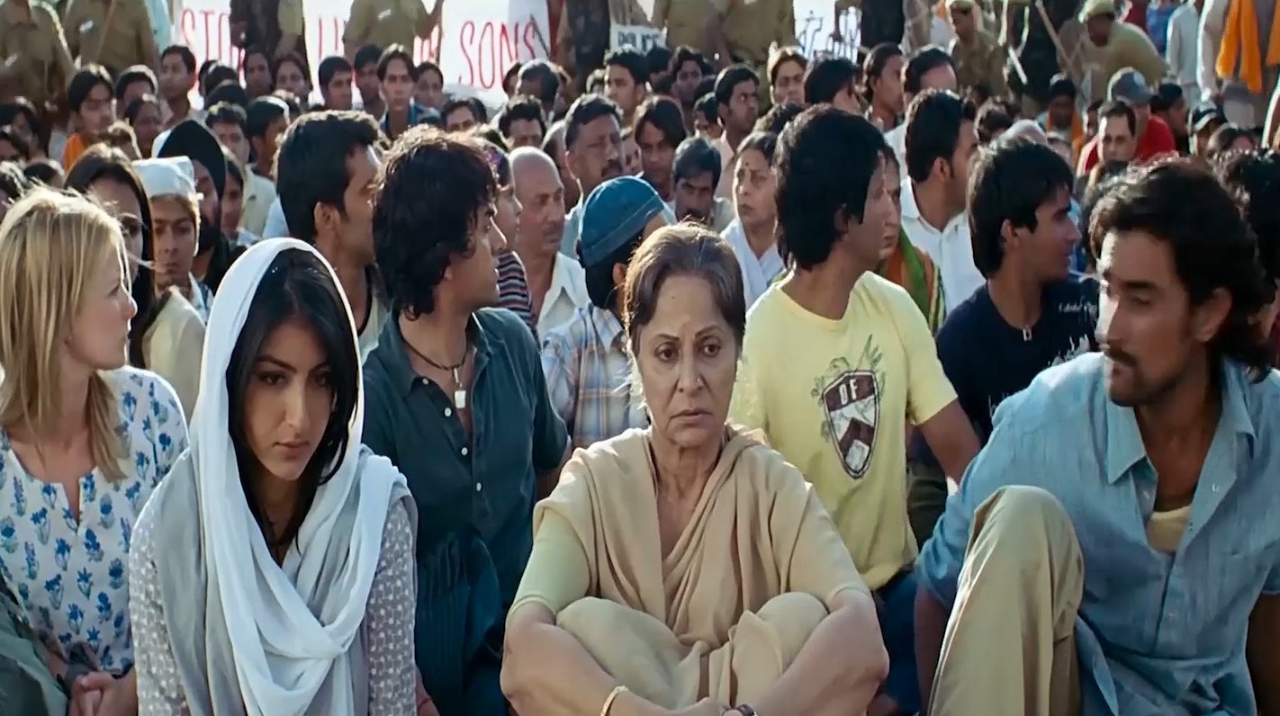 فیلم هندی زعفرانی رنگش کن 